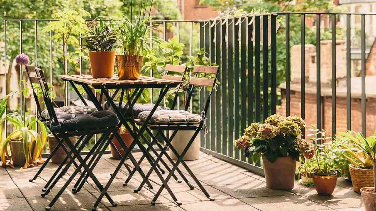 Outdoor Decor Ideas For Your Patio & Balcony