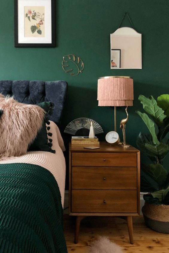 Go Green with Your Nightstand