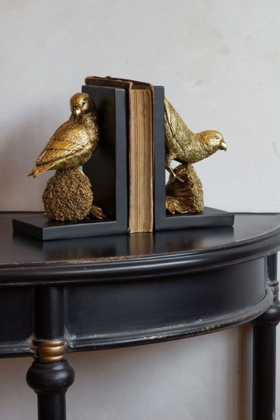 Keep Books in Style with Chic Bookends