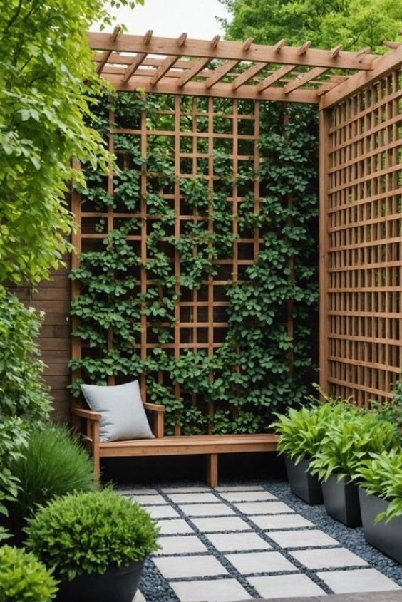 Go Up with a Vertical Garden