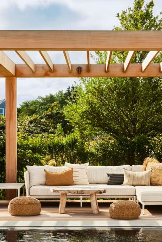 Mixed-Material Pergola for a Unique Look