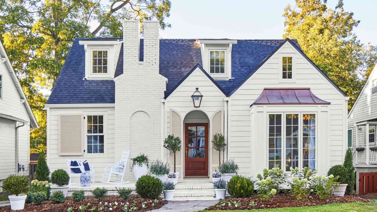 25 Curb Appeal Ideas for Homes That Will Make Your Exterior Impossible to Ignore