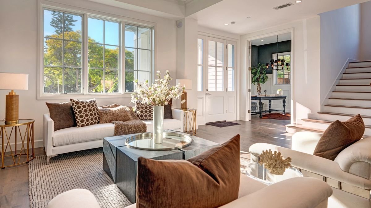 25 Modern Traditional Living Room Ideas That Feel Timeless